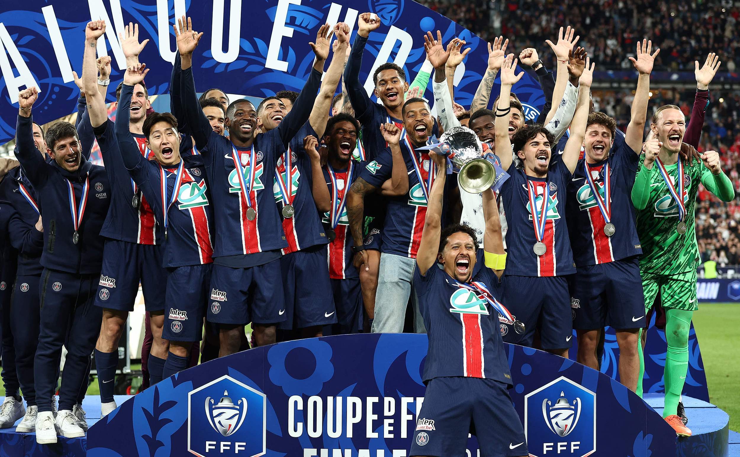 包含法甲新赛季开幕在即，豪强集结再掀激情的词条