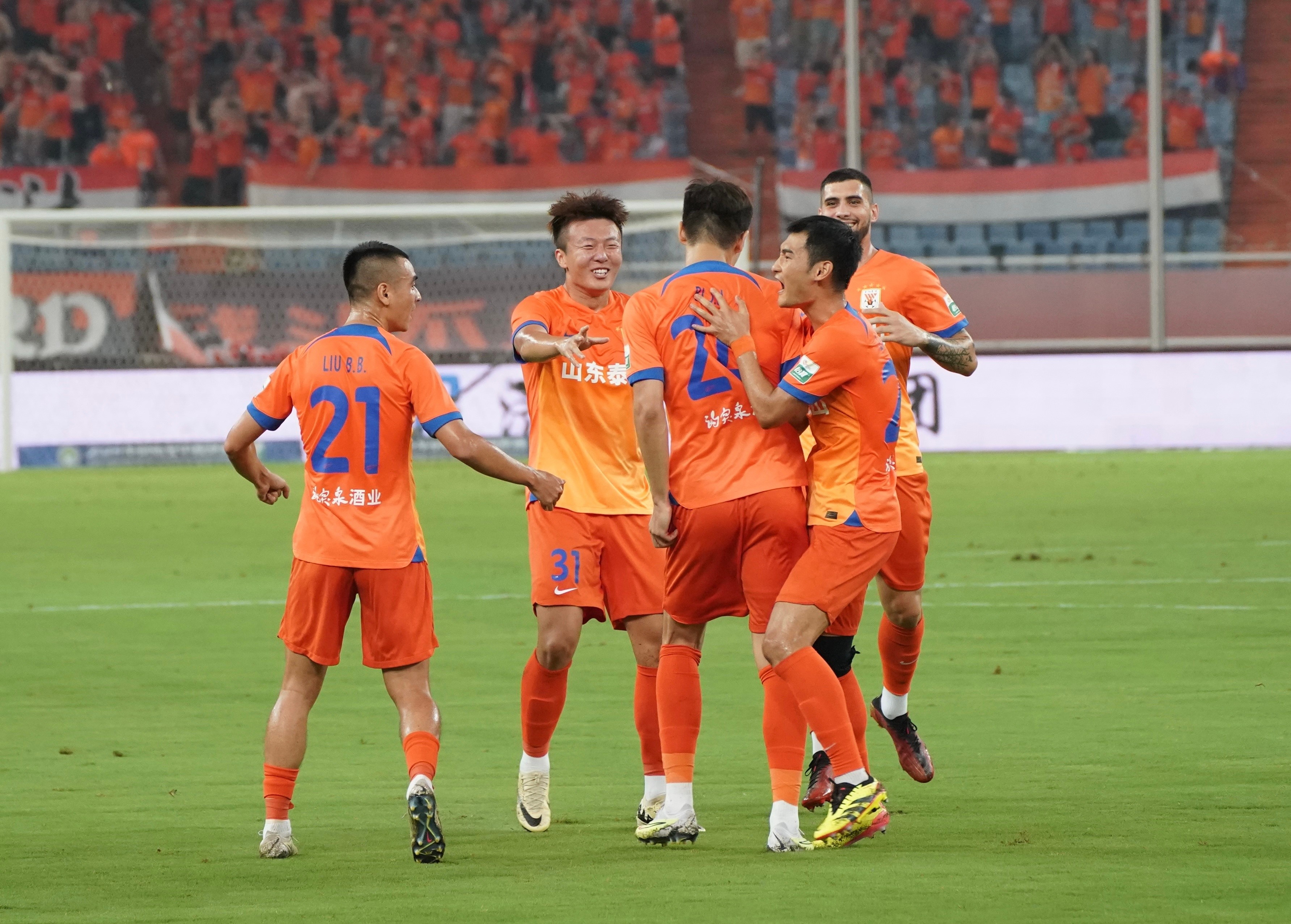 关于莱斯特城球员状态回升，球队杀出保级泥潭的信息