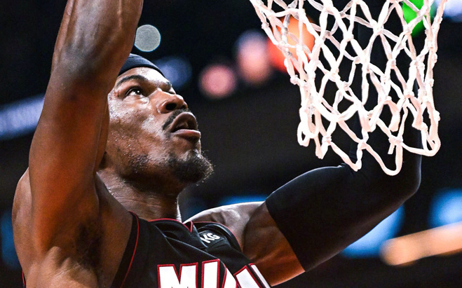 包含凯泽斯劳滕队球员奋力拼搏,斩获三分的词条 包含凯泽斯劳滕队球员奋力拼搏,斩获三分的词条