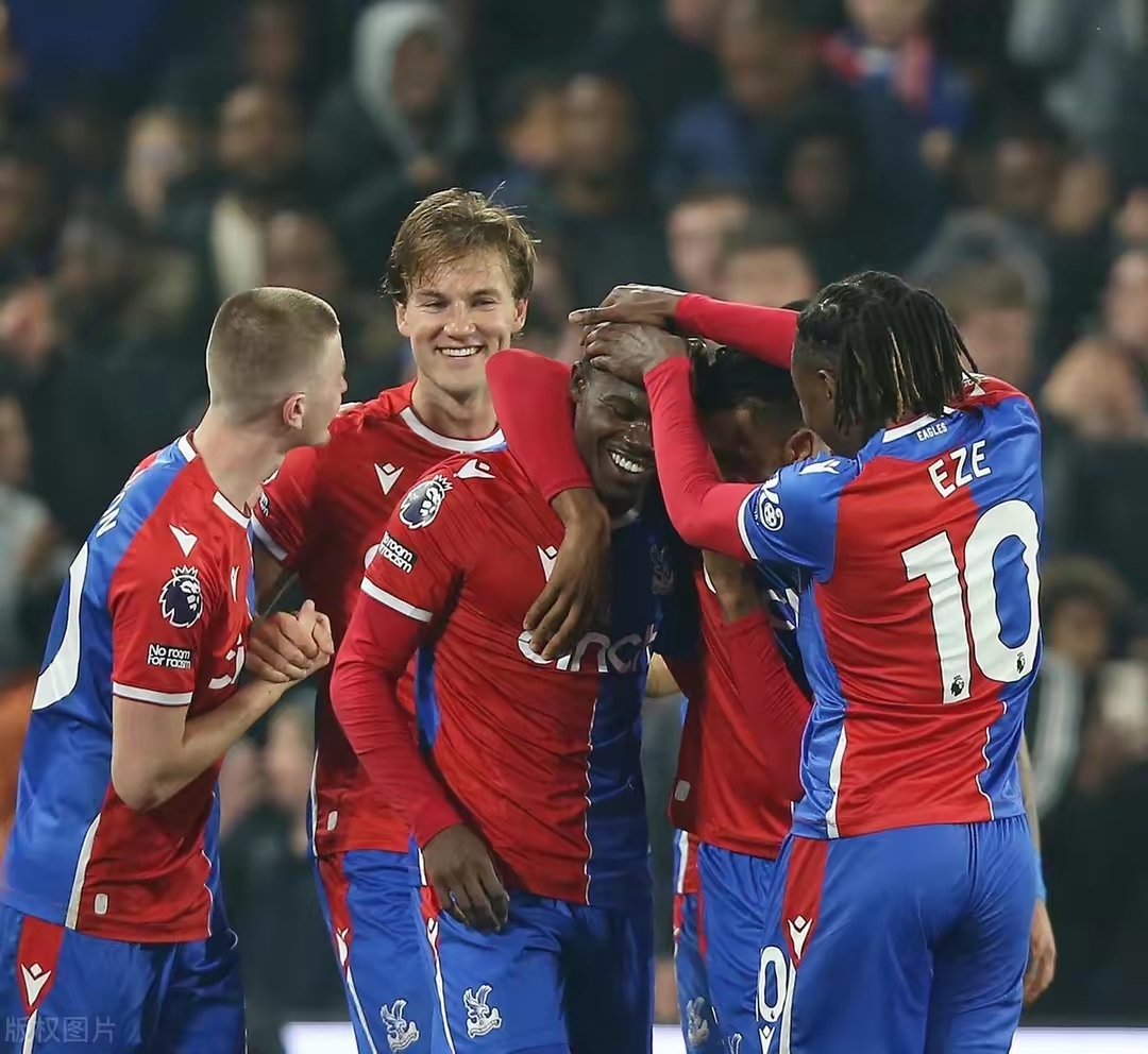 包含水晶宫主场不敌谢菲联，遭遇保级危机的词条