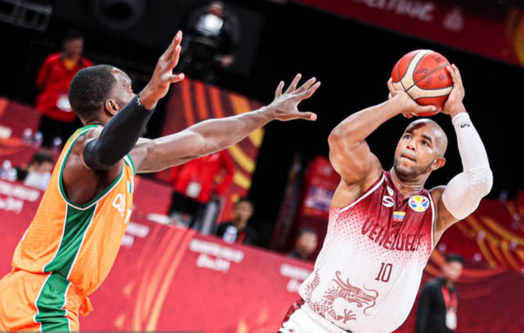 委内瑞拉排球队殊荣，巅峰冲锋的简单介绍