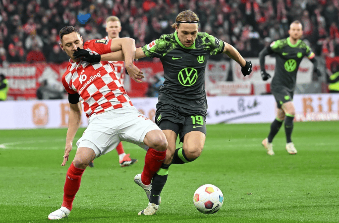 关于门兴格拉德巴赫客场-击败汉堡，取得连胜的信息