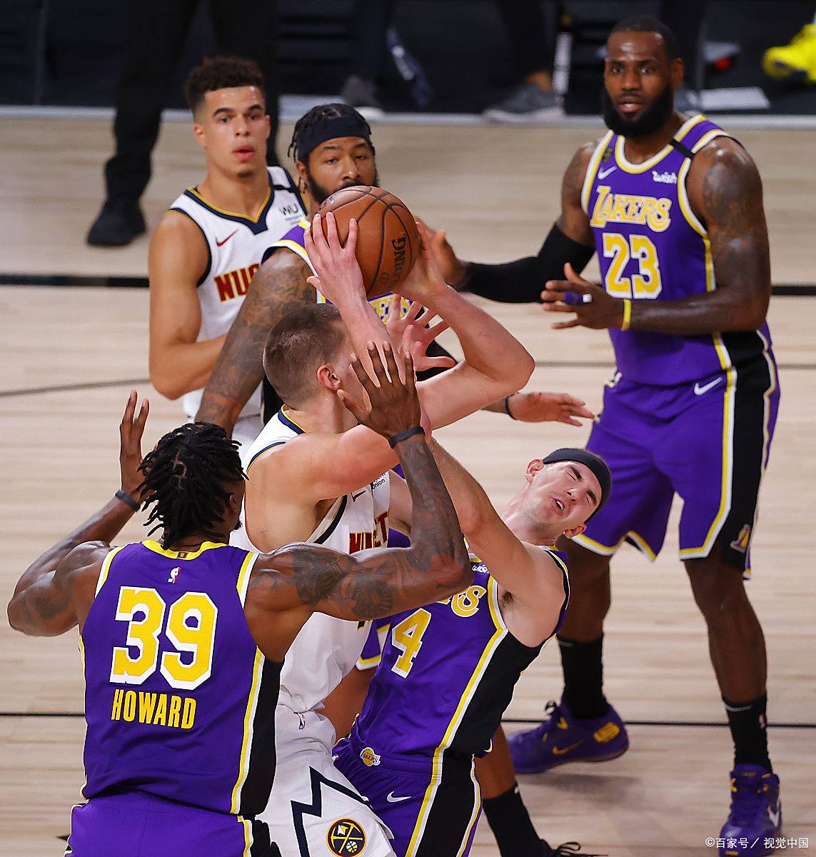 掘金主场力克湖人，实现四连胜的简单介绍